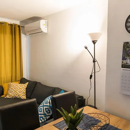 Lovely 1bd Flat Near The Sea Garden By Flat Mаnаger Appartamento Burgas