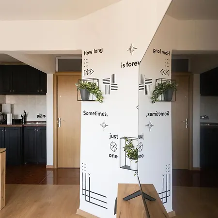 Lägenhet Lovely 1bd Flat Near The Sea Garden By Flat Mаnаger