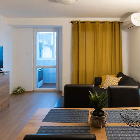 Lovely 1bd Flat Near The Sea Garden By Flat Mаnаger Appartamento