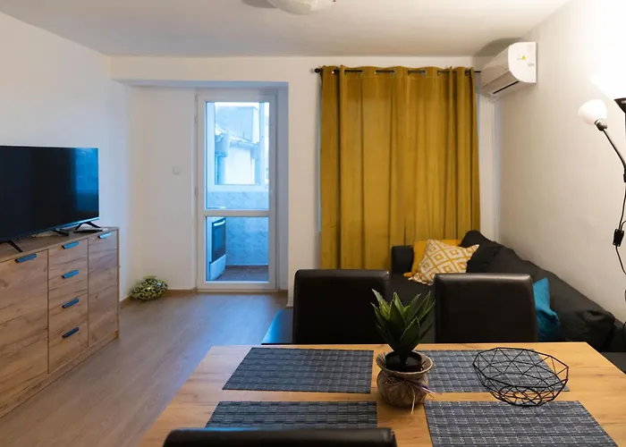 Lovely 1bd Flat Near The Sea Garden By Flat Mаnаger Appartamento