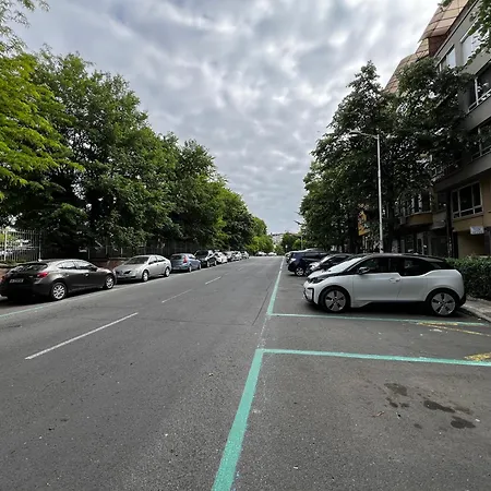 Lovely 1bd Flat Near The Sea Garden By Flat Mаnаger Burgaz